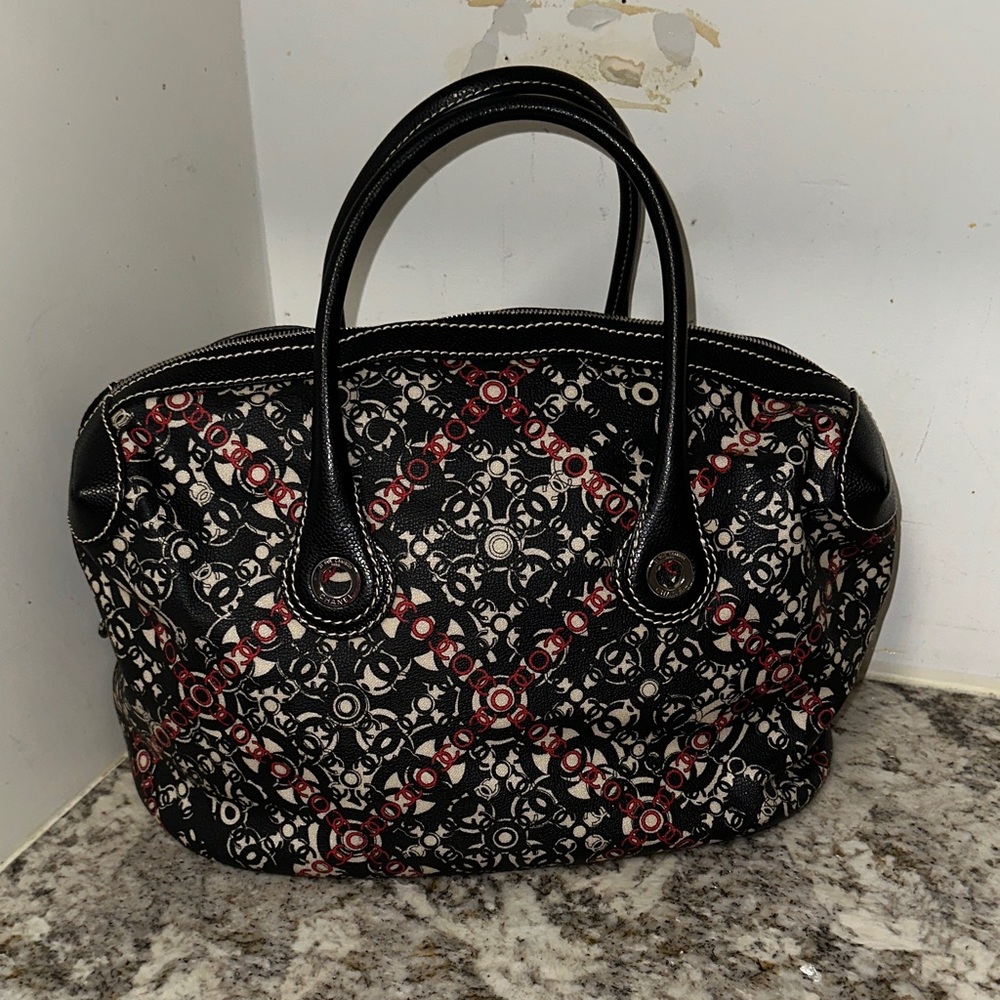 CHANEL Black and Red Patterned Tote PREOWNED.